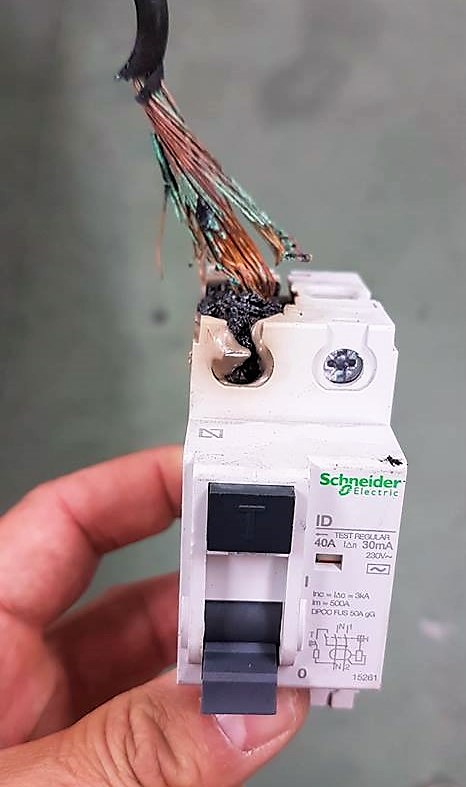 AVERIA POR FALTA DE MANTENIMIENTO